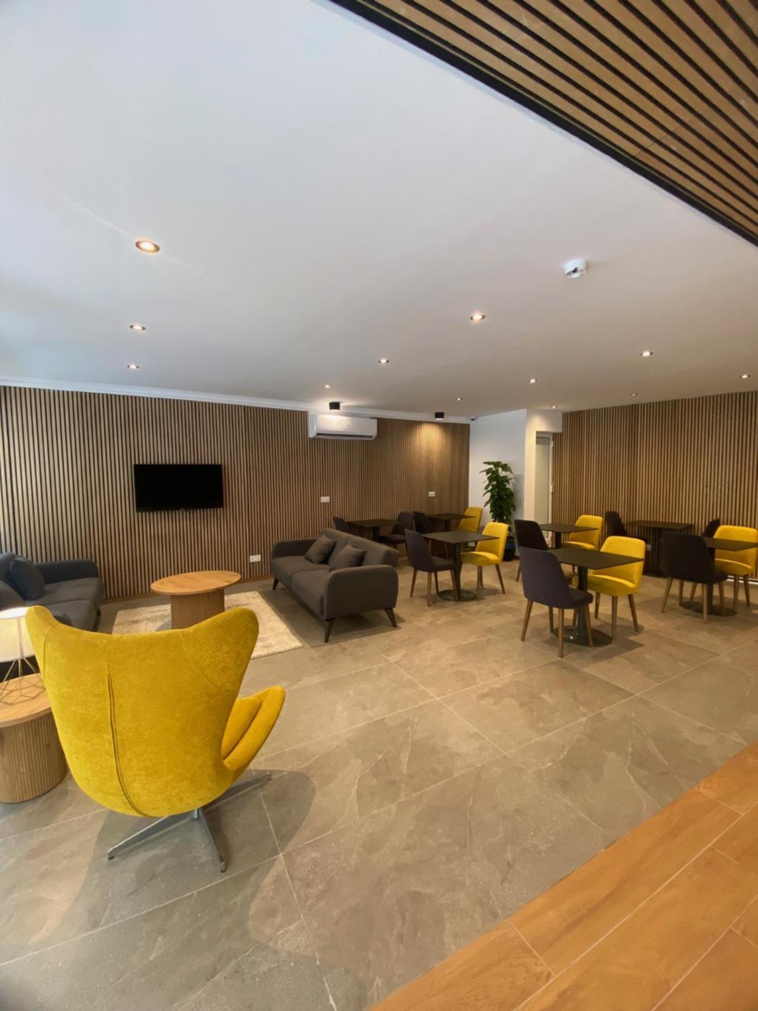Marina Suites & Apartments - Self Catering - By Tritoni Hotels Gzira Exterior foto